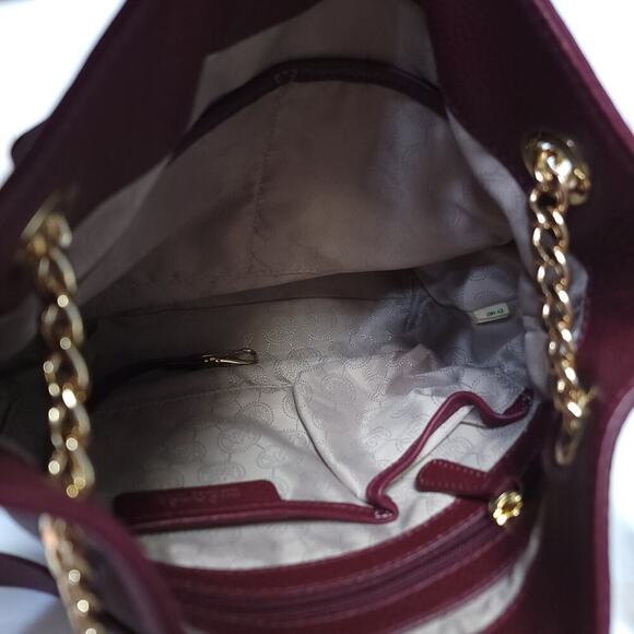Michael Kors Purse Jet Set Tote Bag Burgundy with Gold Chain - Picture 7 of 11
